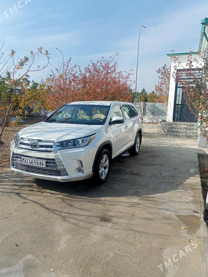 Toyota Highlander 2019 - 443 000 TMT - Тязе заман - img 1