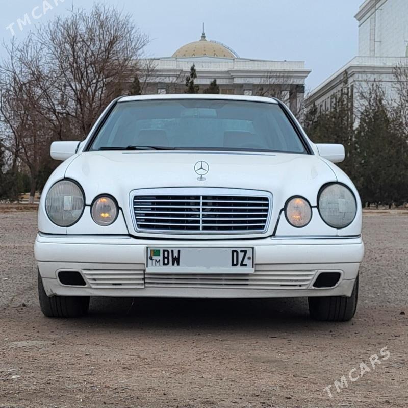 Mercedes-Benz E320 1997 - 55 000 TMT - Дашогуз - img 1