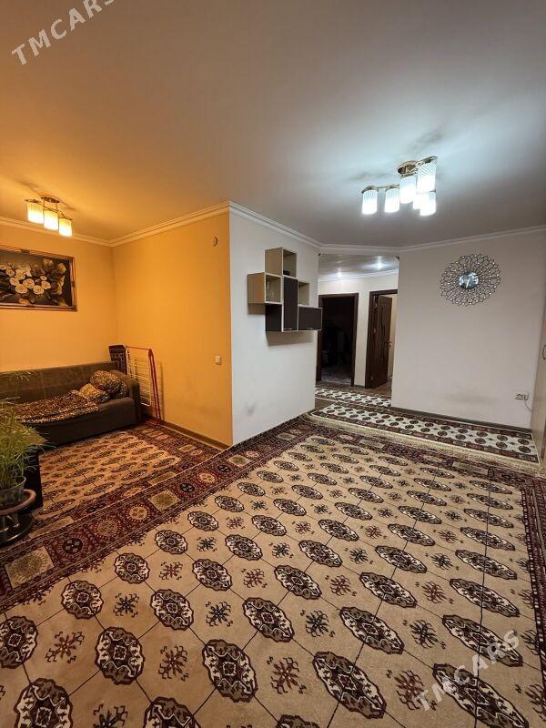 5 Мкр Атабаева 3 ком 2 этаж - Ашхабад - img 1