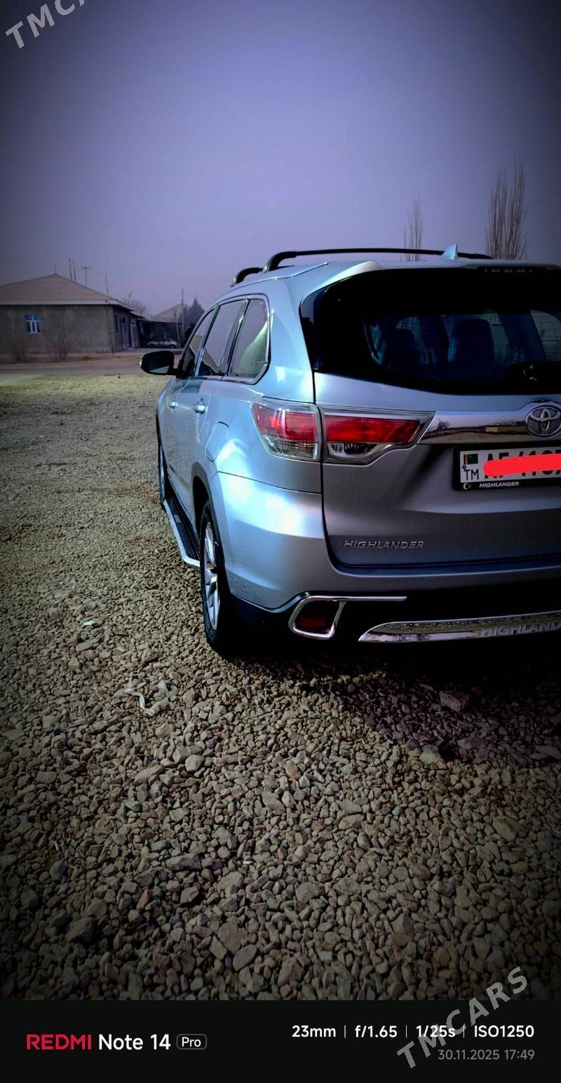 Toyota Highlander 2015 - 380 000 TMT - Gurbansoltan Eje - img 1