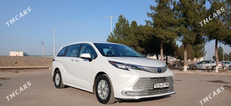 Toyota Sienna 2021 - 520 000 TMT - Baýramaly - img 1