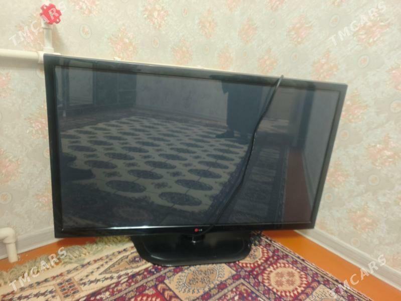 telewizor LG 42 lik orginal - 10 мкр - img 1
