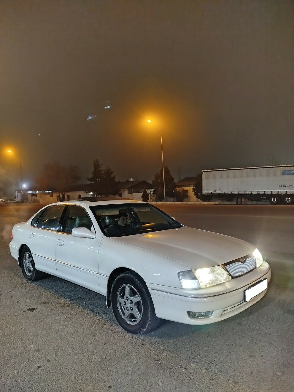 Toyota Avalon 1999 - 170 000 TMT - Мары - img 1