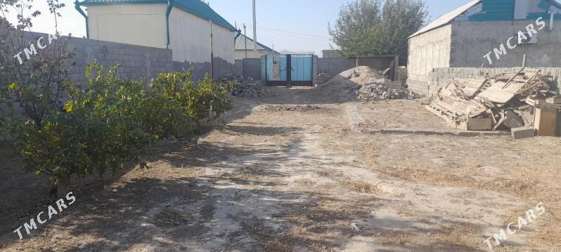 Satlyk yer - Büzmeýin - img 1