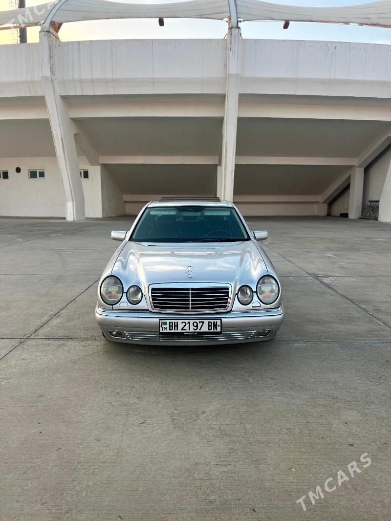 Mercedes-Benz E320 1999 - 140 000 TMT - Balkanabat - img 1