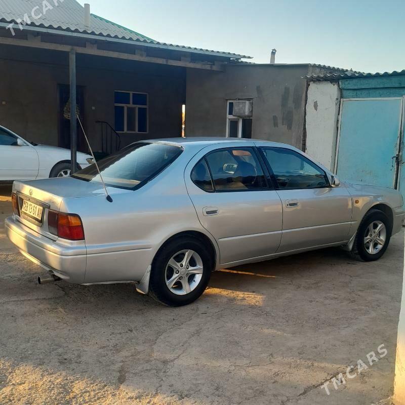 Toyota Vista 1995 - 60 000 TMT - Tejen - img 1
