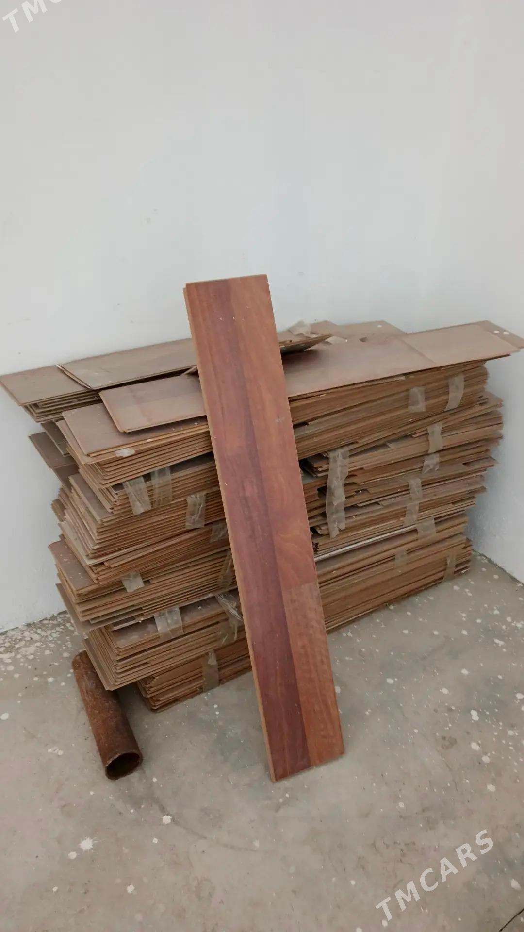 LAMINAT - Балканабат - img 1