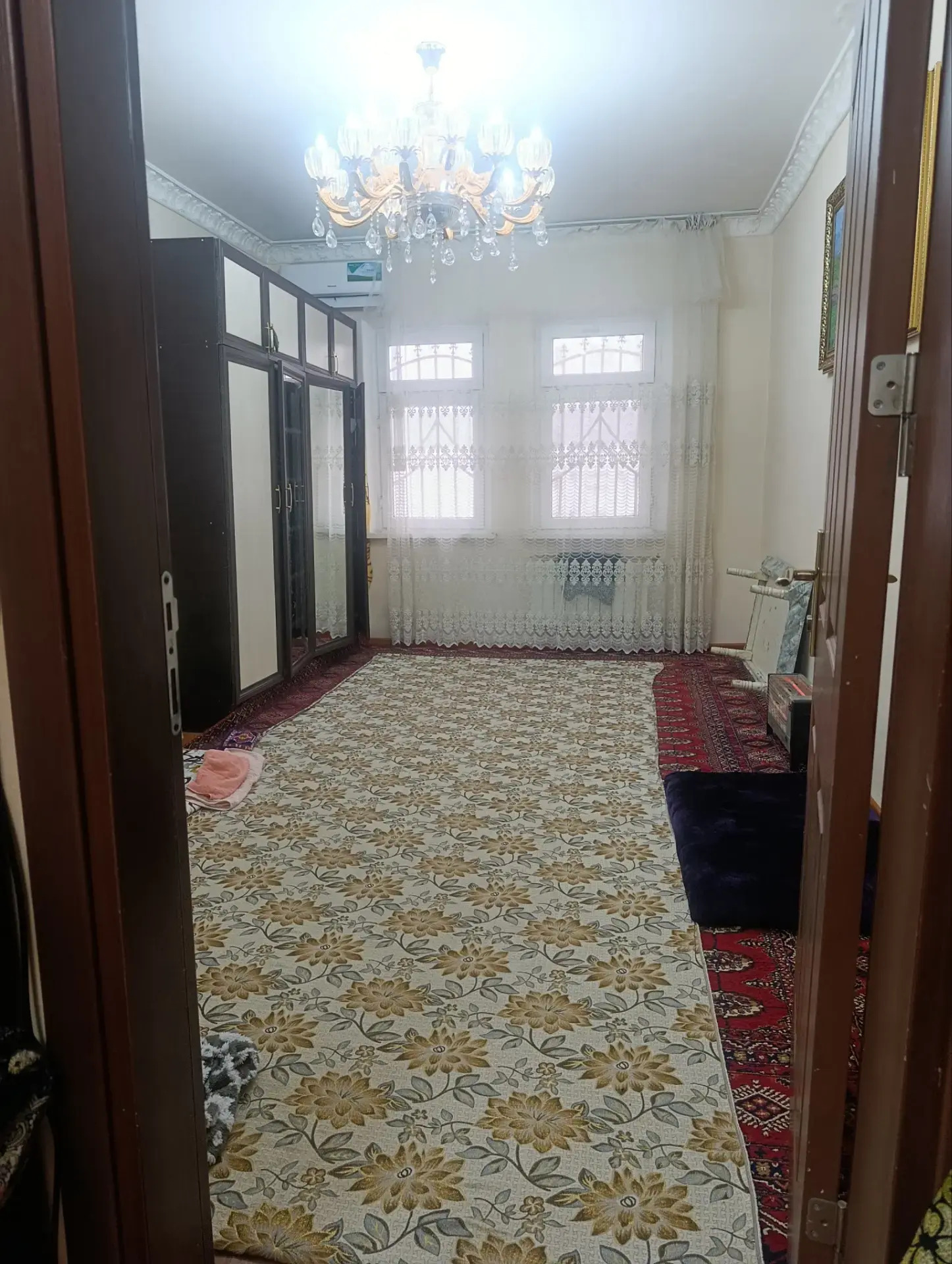 Mir 7/1 9/4 4 Kom 110 m² - Parahat 7 - img 1