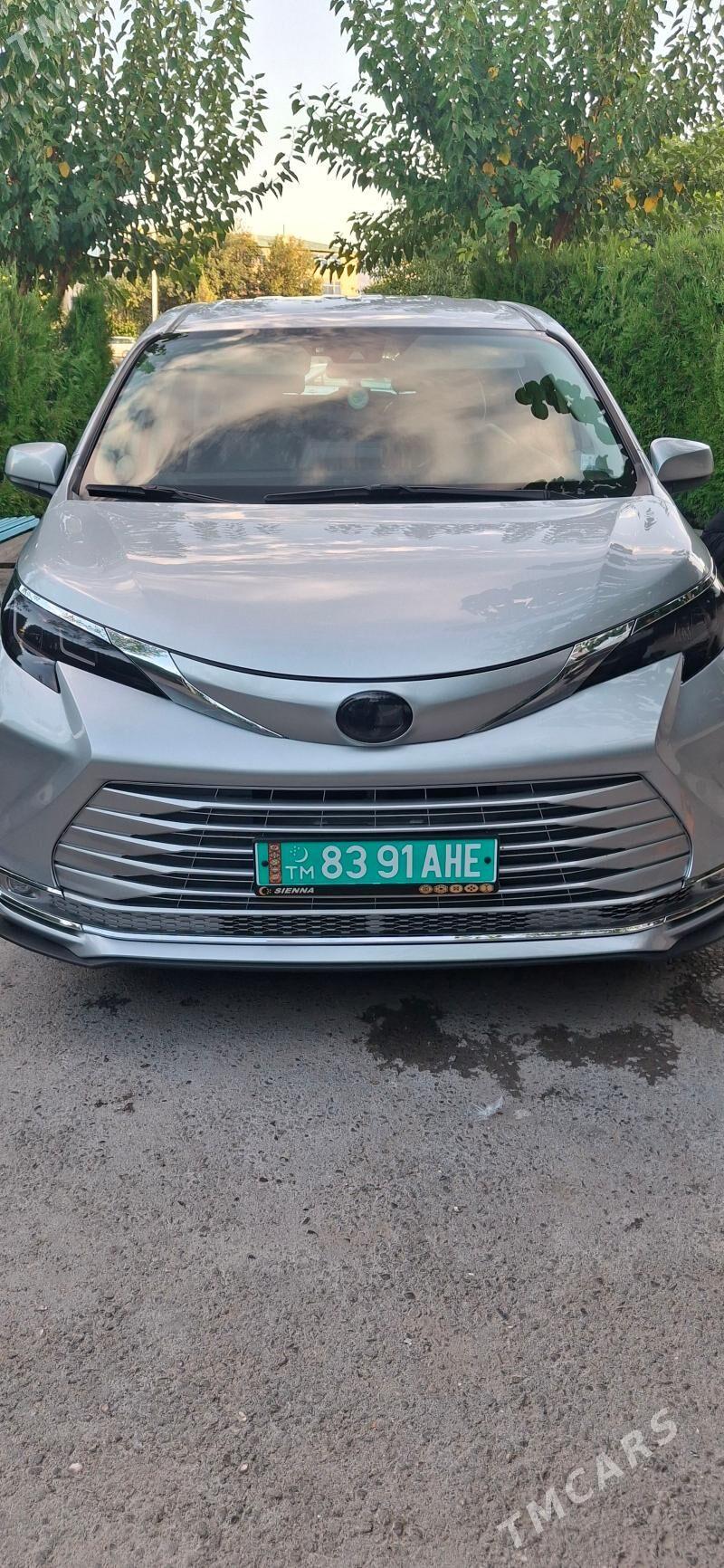 Toyota Sienna 2021 - 460 000 TMT - Гёкдепе - img 1