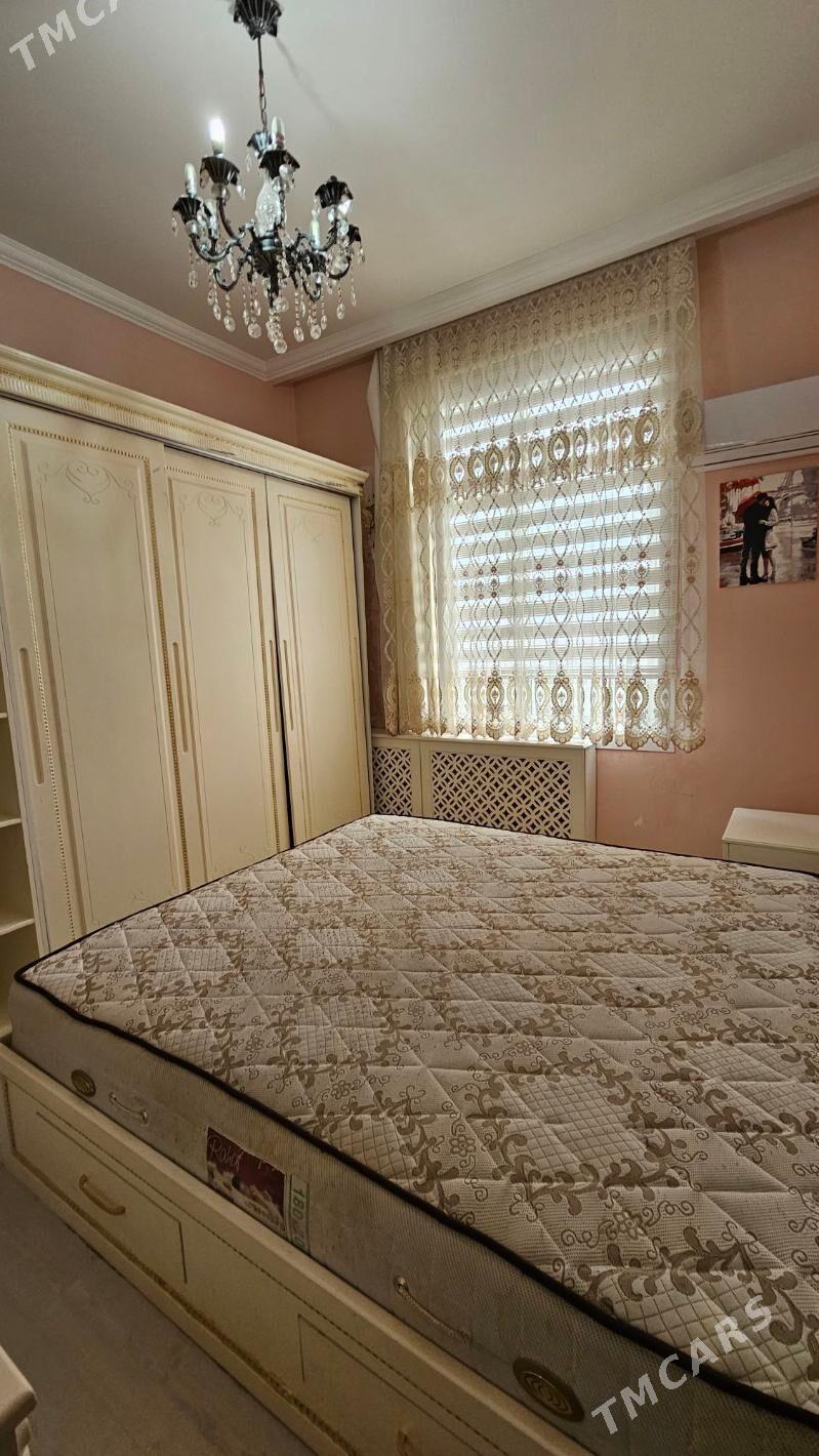 Подвойская элитка 3-комнаты - ул. Подвойского (Битарап Туркменистан шаёлы) - img 1