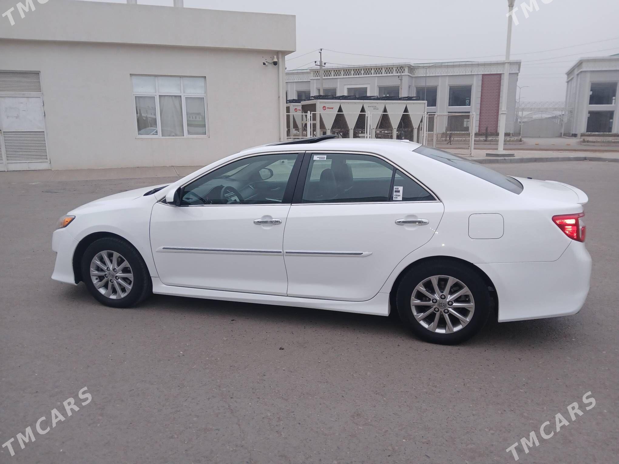Toyota Camry 2013 - 260 000 TMT - Дашогуз - img 1