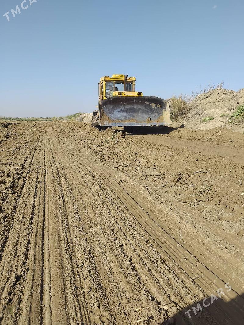 Caterpillar Dozer 1993 - 65 000 TMT - Халач - img 1