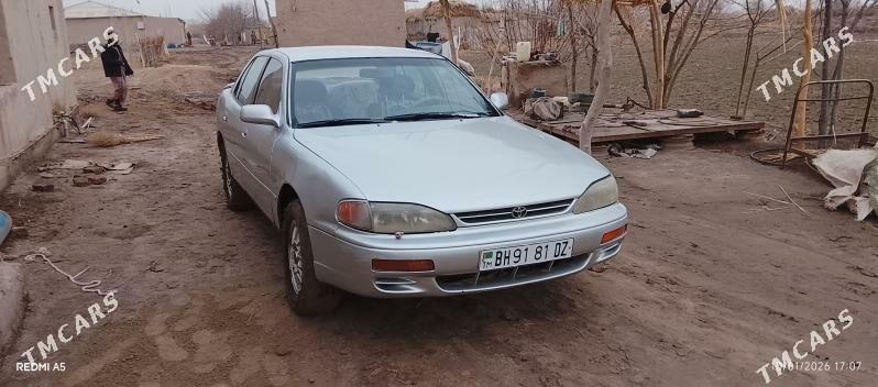 Toyota Camry 1994 - 80 000 TMT - Акдепе - img 1