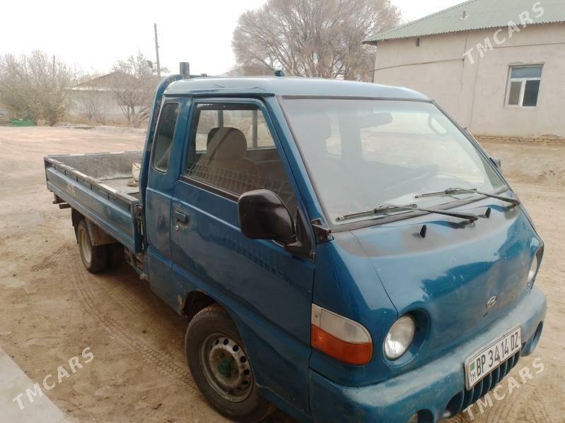 Kia Bongo 2001 - 80 000 TMT - Şabat etr. - img 1