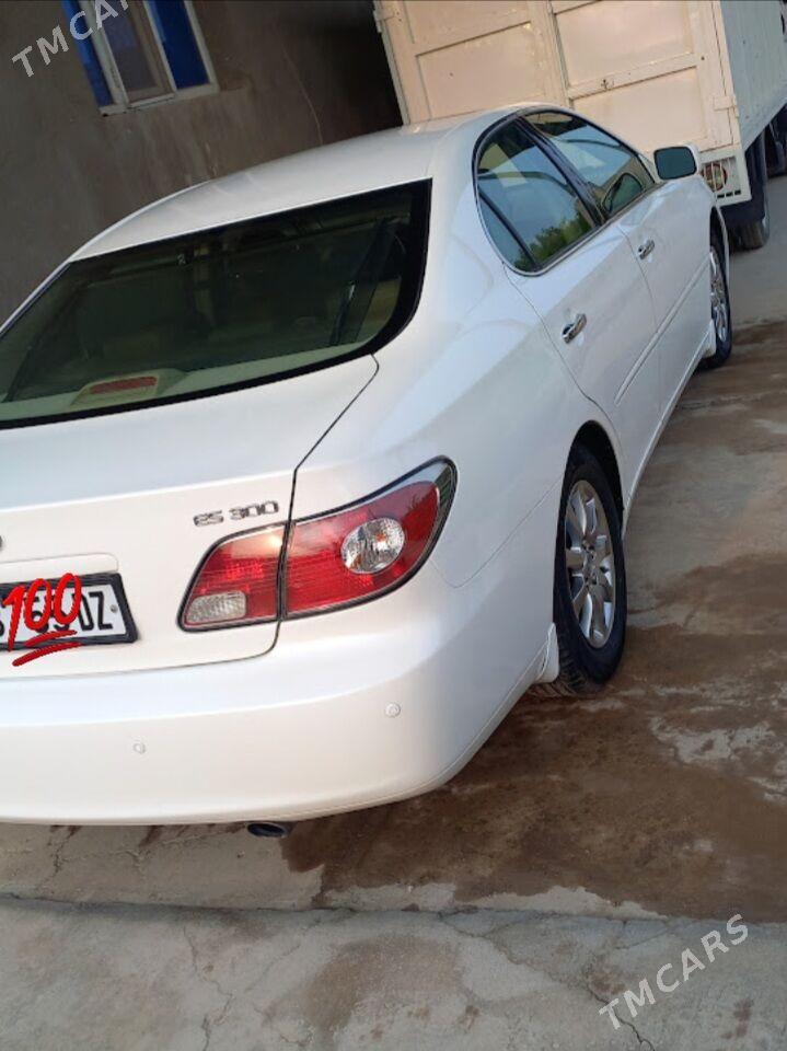 Lexus ES 300 2003 - 220 000 TMT - Дашогуз - img 1