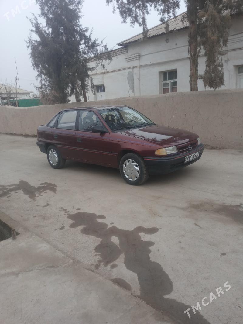 Opel Astra 1993 - 50 000 TMT - Дашогуз - img 1