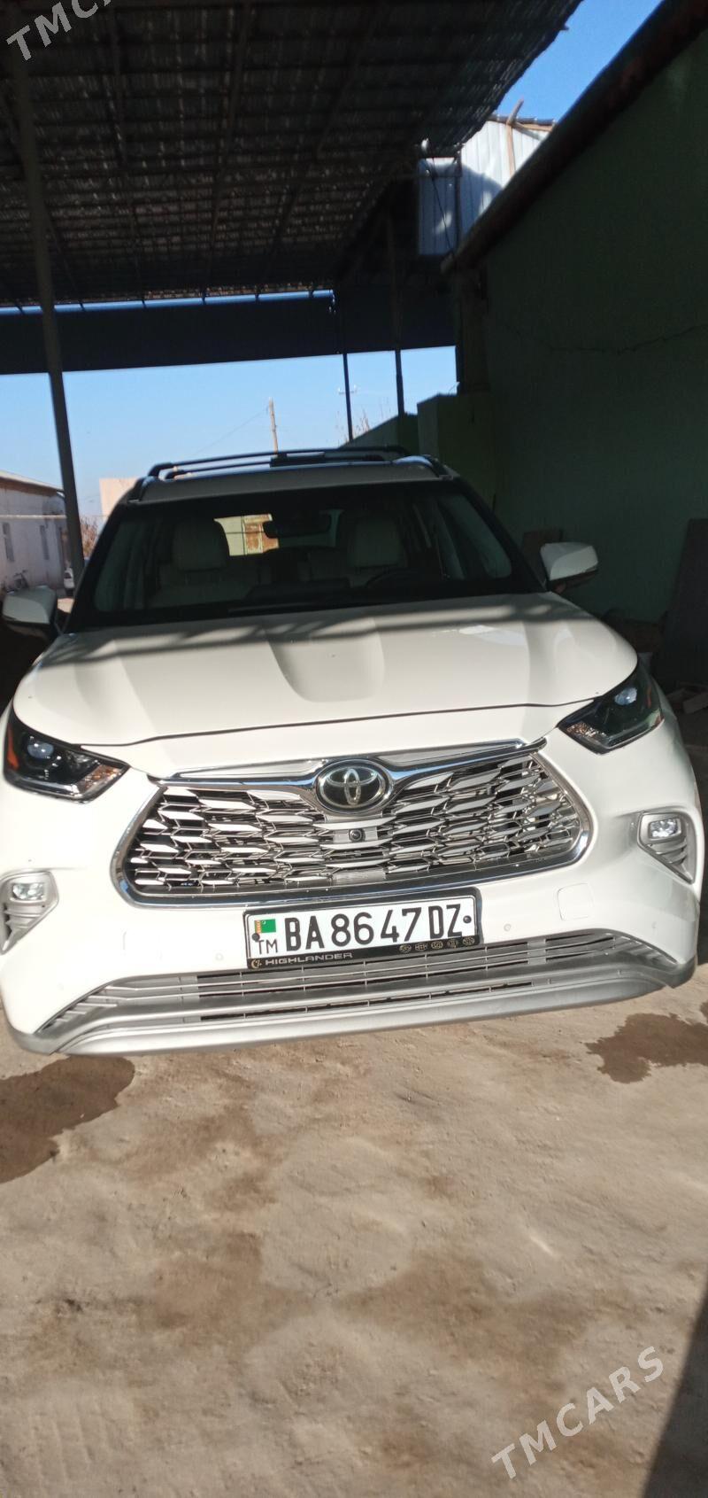 Toyota Highlander 2021 - 660 000 TMT - Дашогуз - img 1