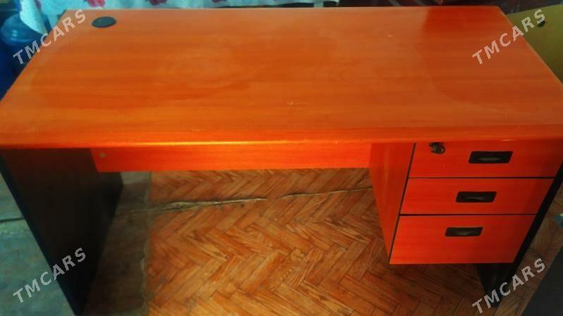 письменный стол - Ýolöten - img 1