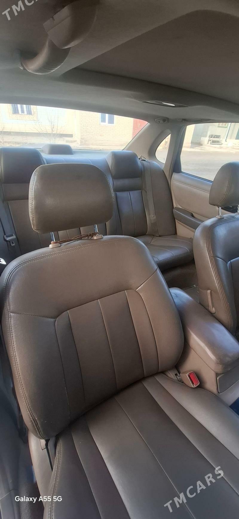 Toyota Avalon 1996 - 130 000 TMT - Гурбансолтан Едже - img 1