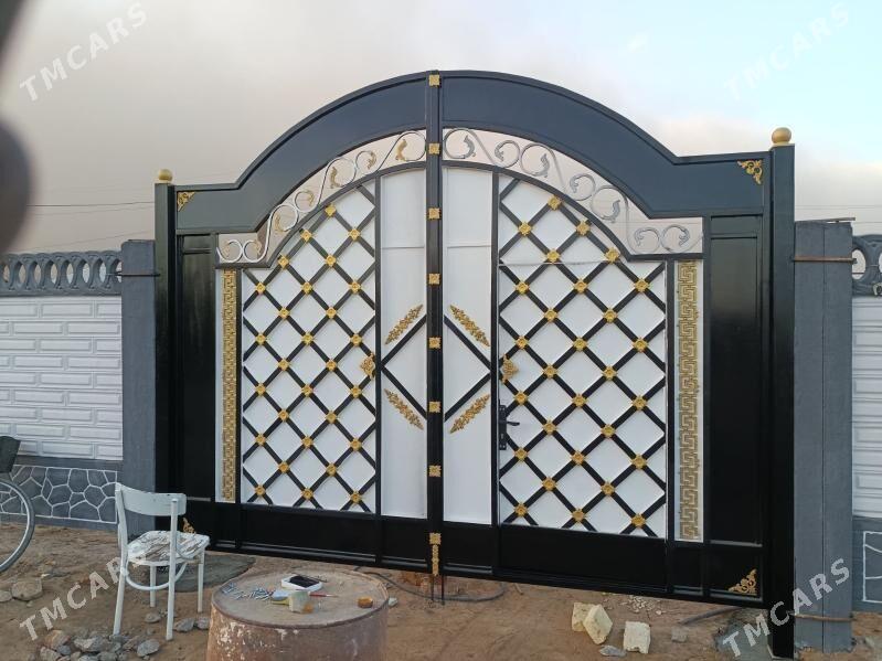 Derwezeler demir işleri gapyla - Ашхабад - img 1