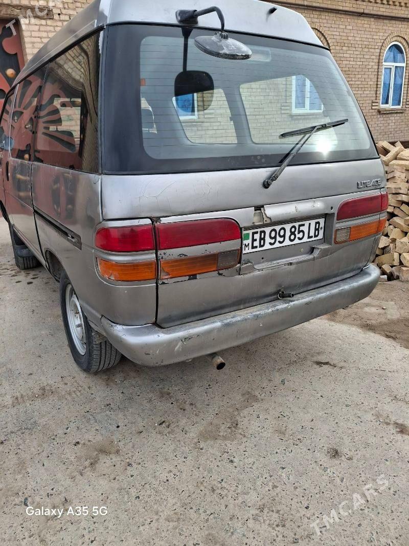 Toyota Town Ace 1993 - 45 000 TMT - Чарджоу - img 1