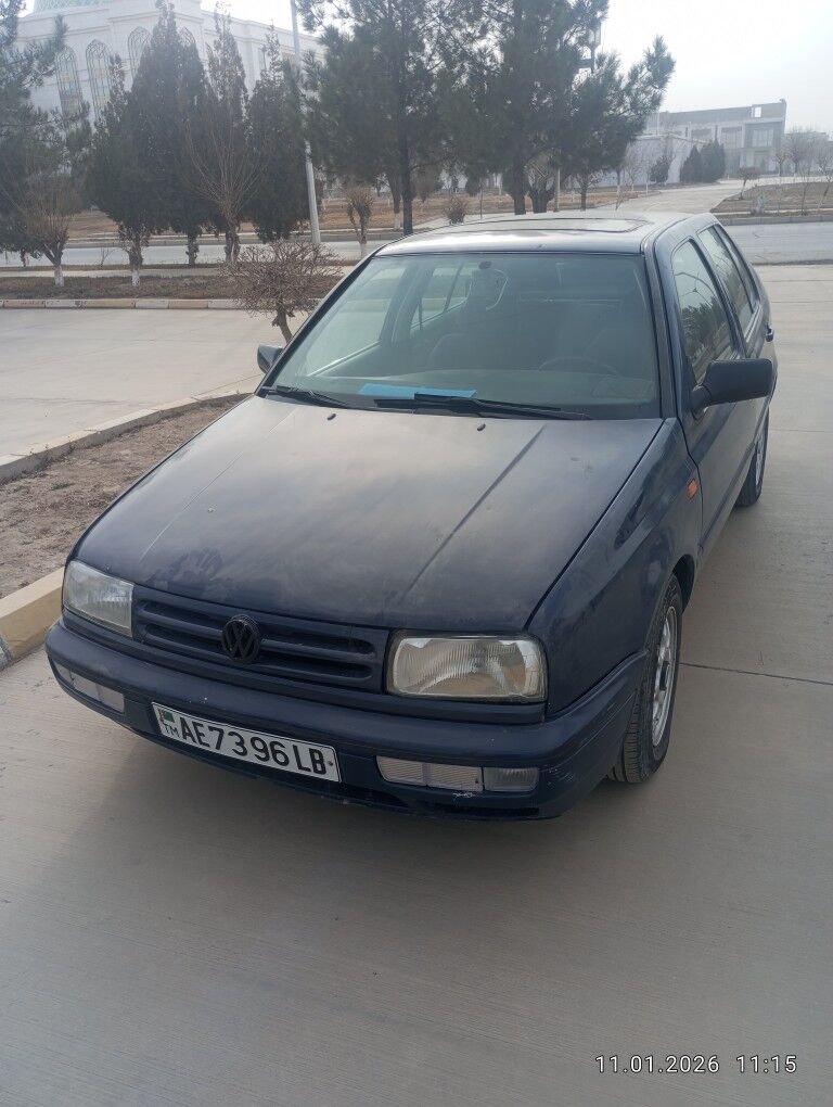 Volkswagen Jetta 1994 - 30 000 TMT - Туркменабат - img 1
