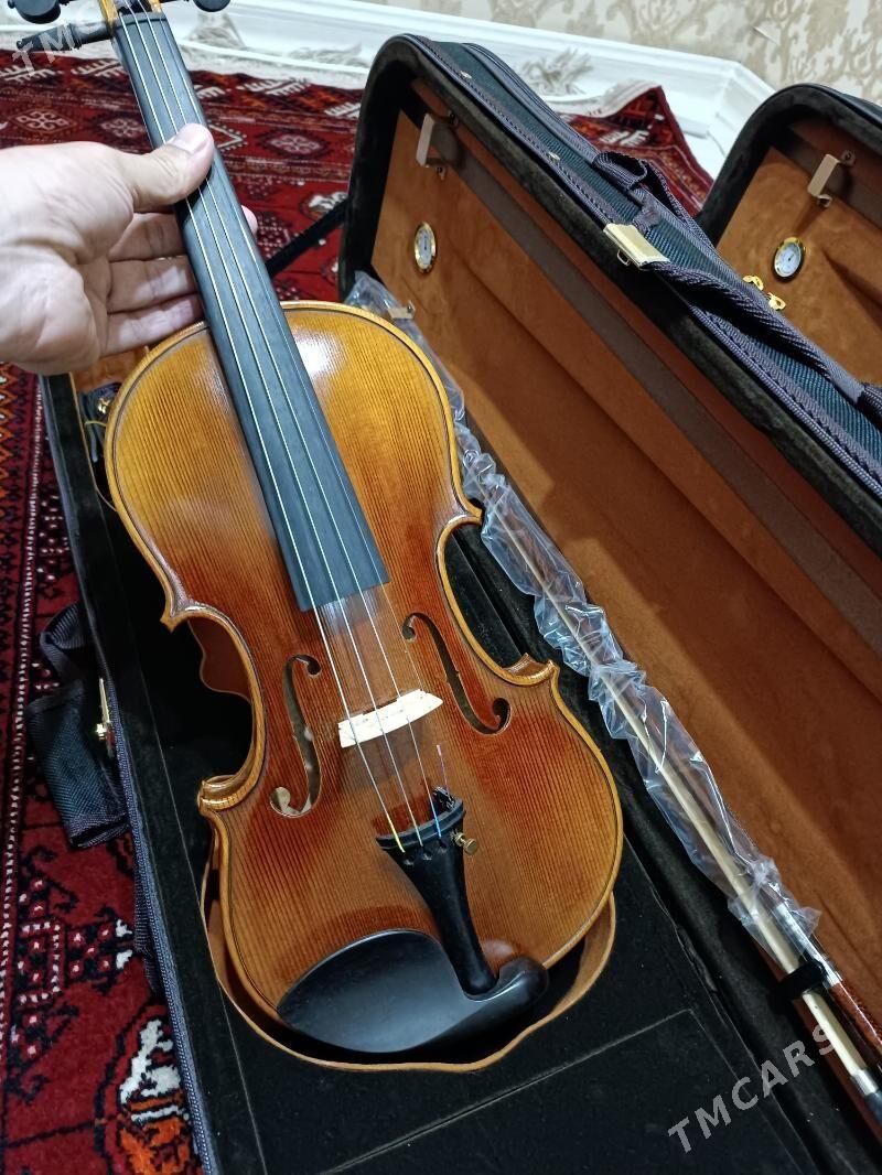 skripka 4/4 kopiya Stradivariu - Büzmeýin - img 1