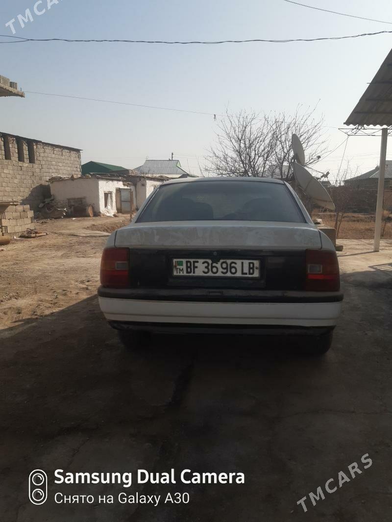 Opel Vectra 1991 - 45 000 TMT - Köýtendag - img 1