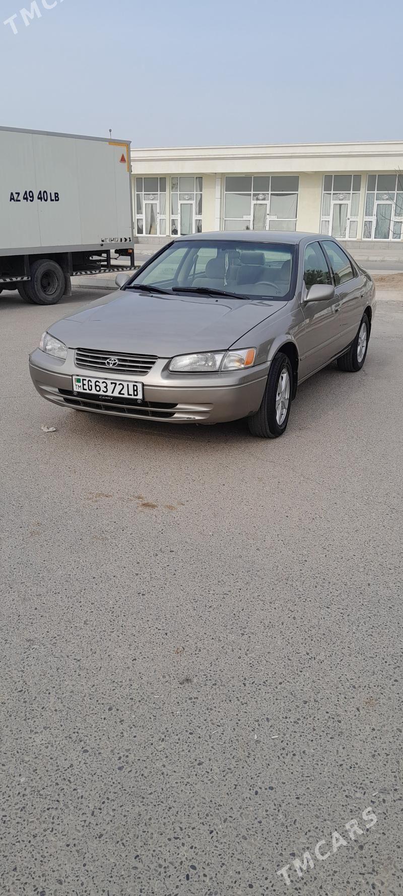 Toyota Camry 1998 - 145 000 TMT - Туркменабат - img 1