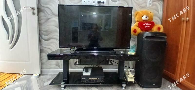 Телевизор с Подставкой - Сейди - img 1