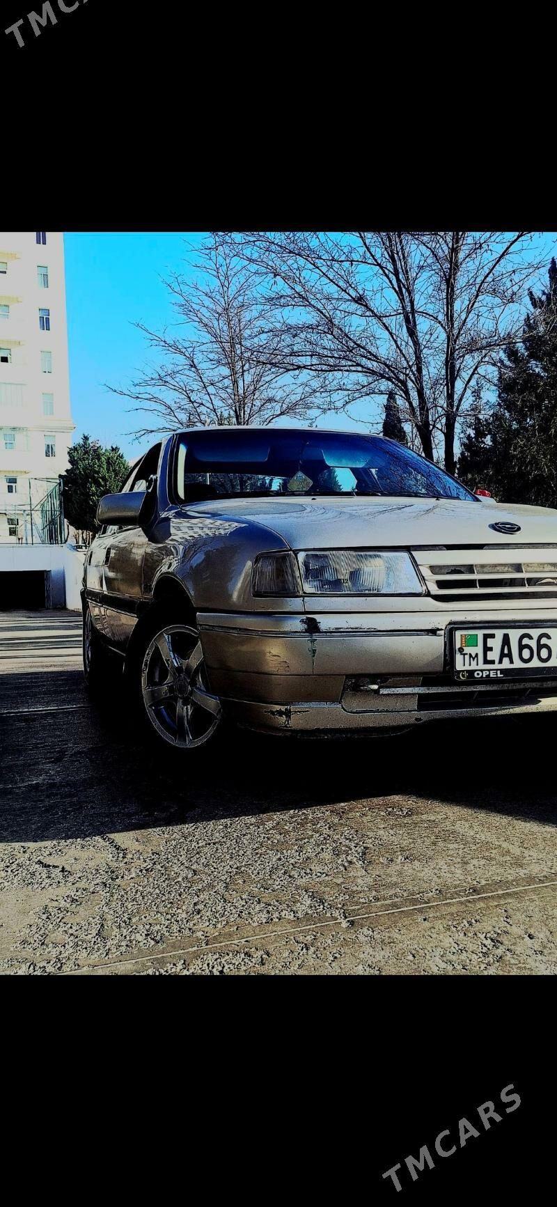 Opel Vectra 1991 - 42 000 TMT - Бахарден - img 1