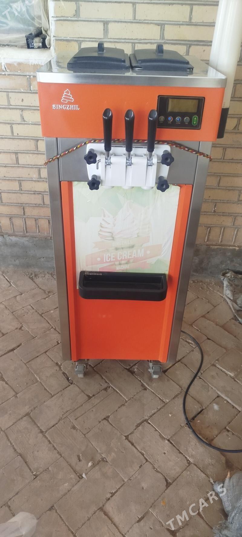 Dondurma aparat - Garabekewül - img 1