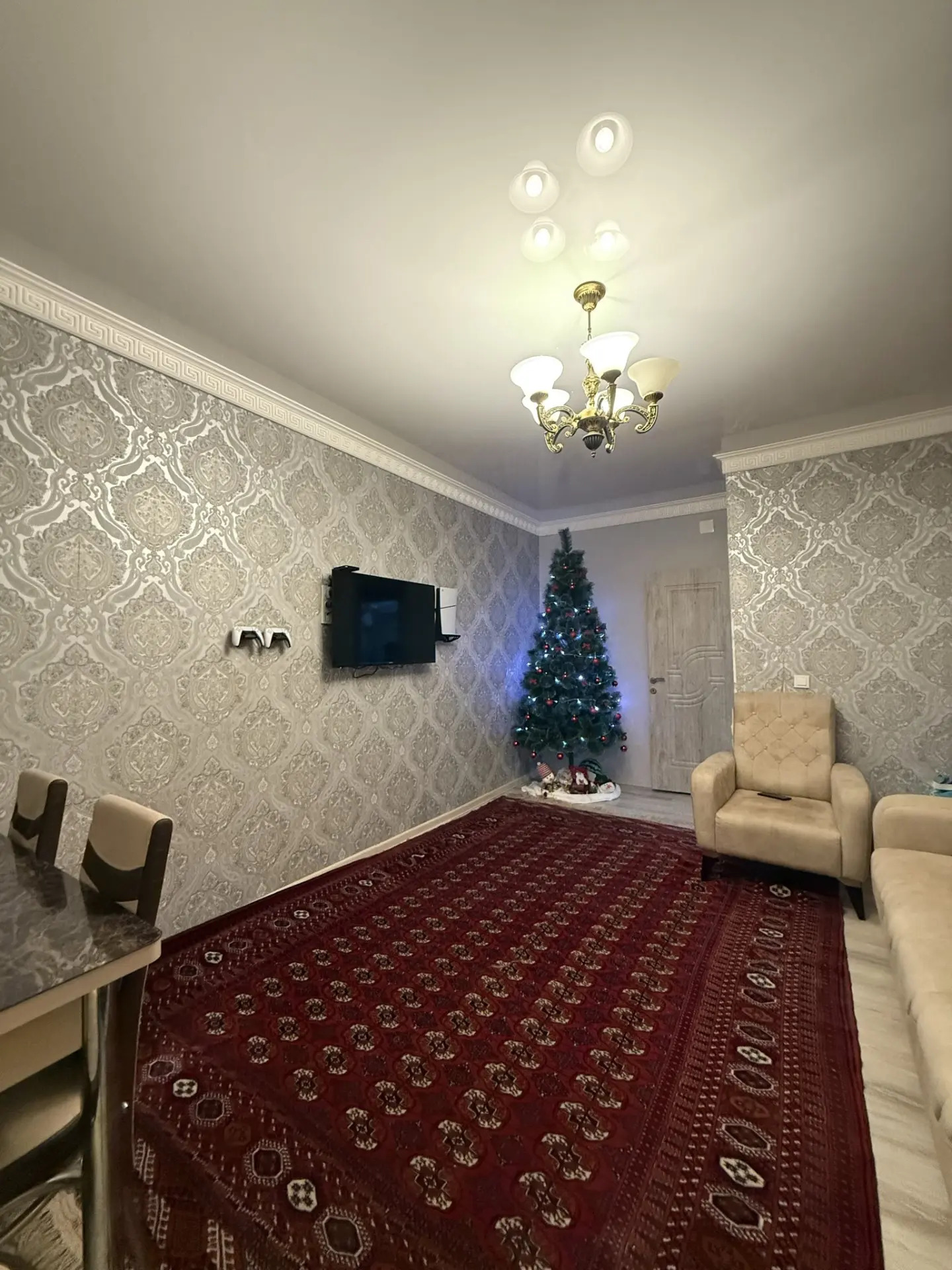 EÝESINDEN MIR 5 .9/5 ETZ 4 KOM - Aşgabat - img 1