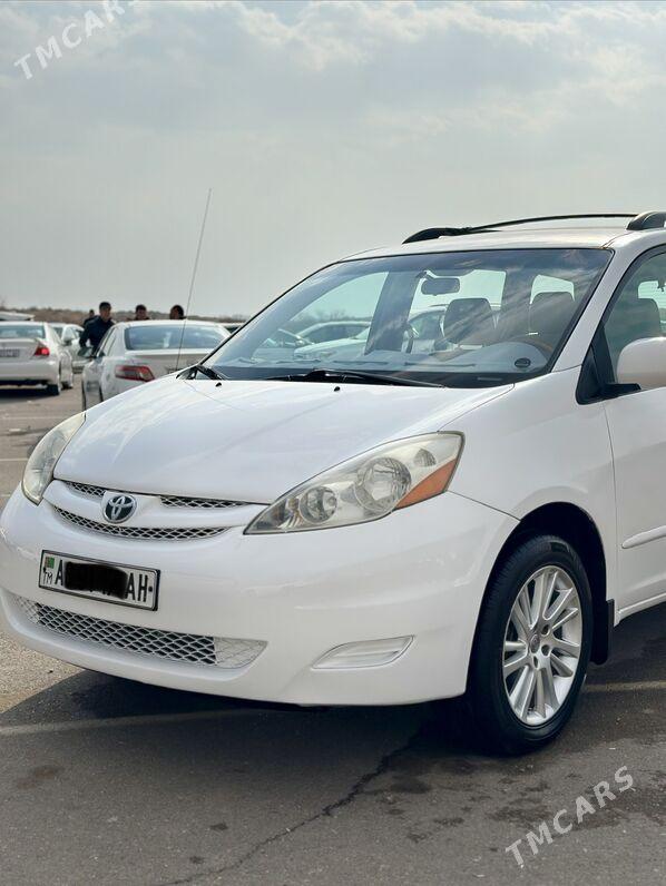Toyota Sienna 2008 - 270 000 TMT - Aşgabat - img 1