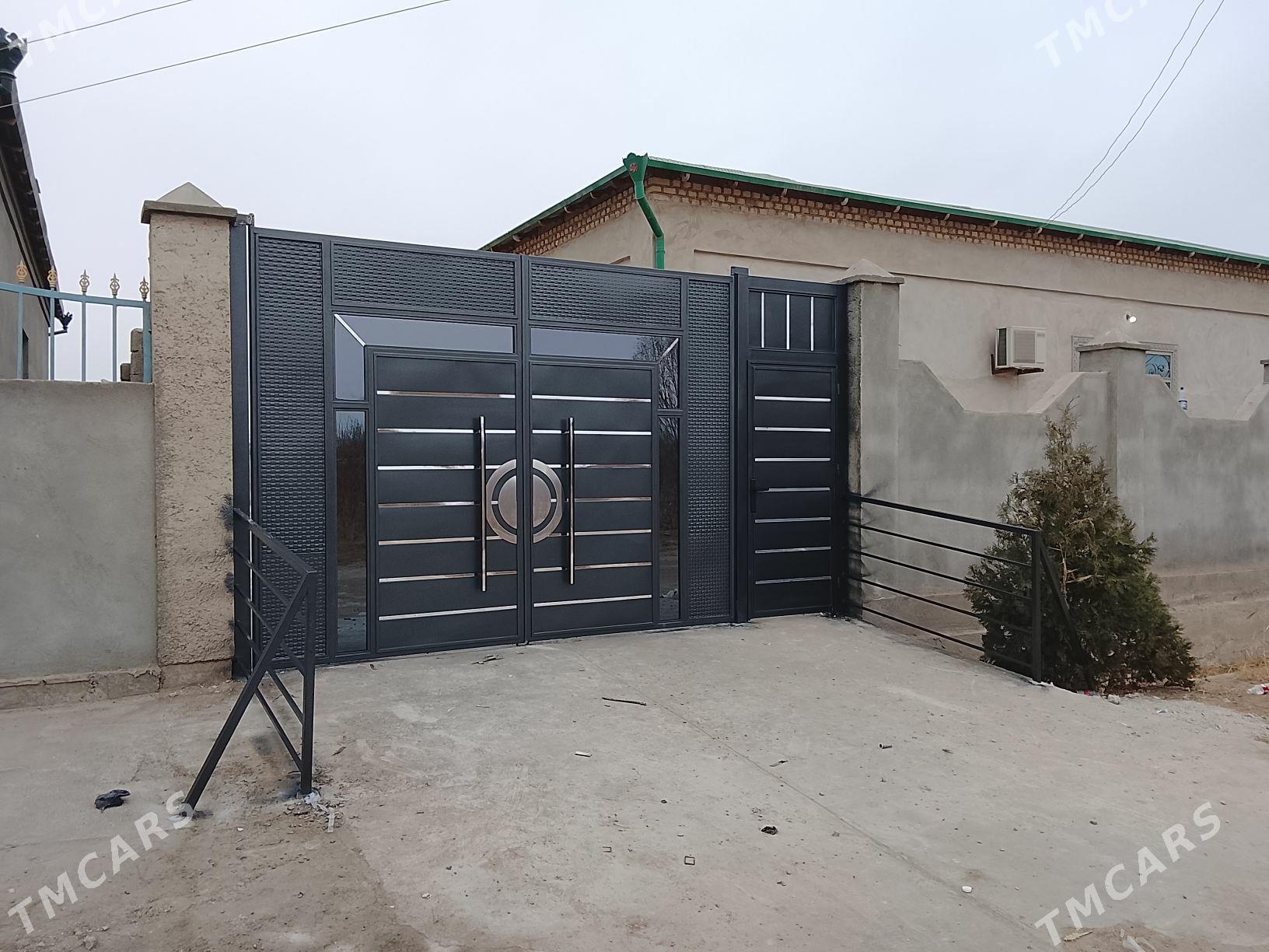 demir derweze - Дашогуз - img 1