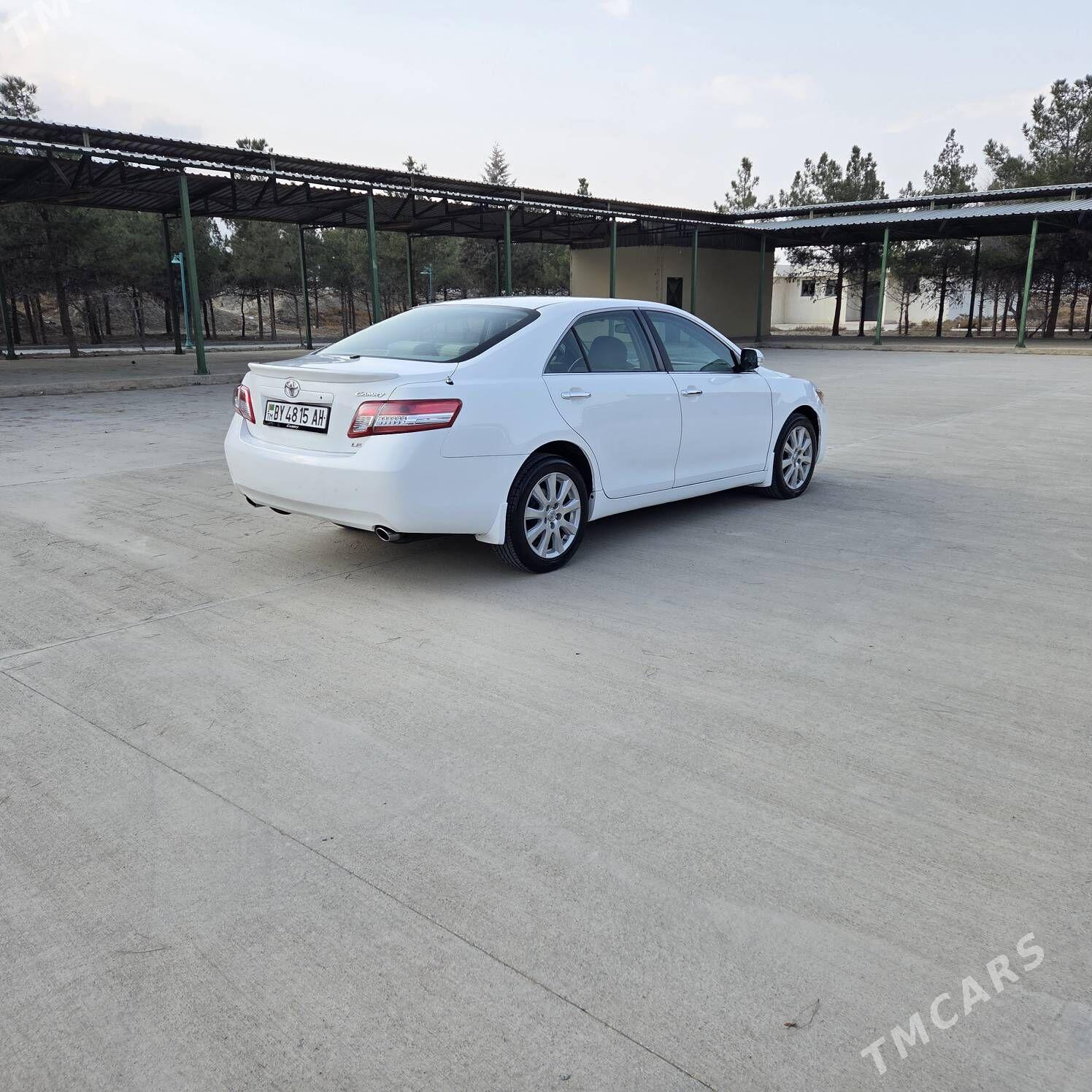 Toyota Camry 2006 - 158 000 TMT - Гёкдепе - img 1