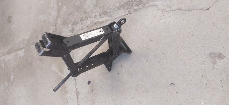 Domkrat. 50 TMT - Türkmenbaşy - img 1