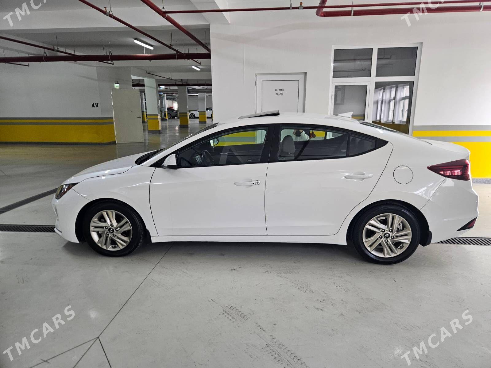 Hyundai Elantra 2019 - 223 000 TMT - Hitrowka - img 1