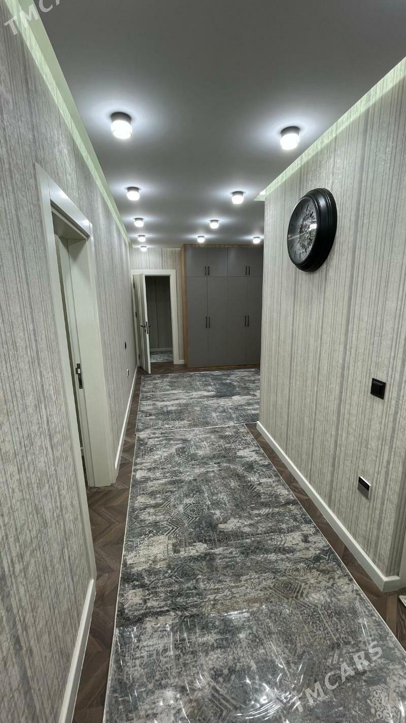 Anew panelka 1etaj 3komnat - Änew - img 1