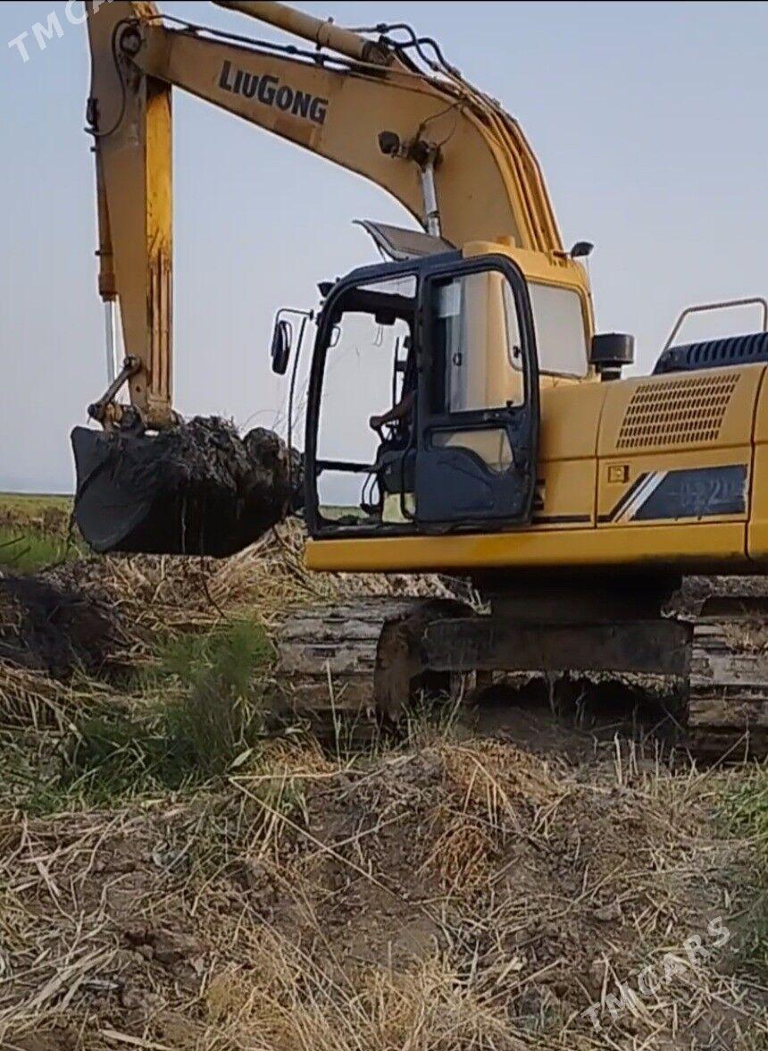 LiuGong CLG 922E 2014 - 760 000 TMT - Ашхабад - img 1