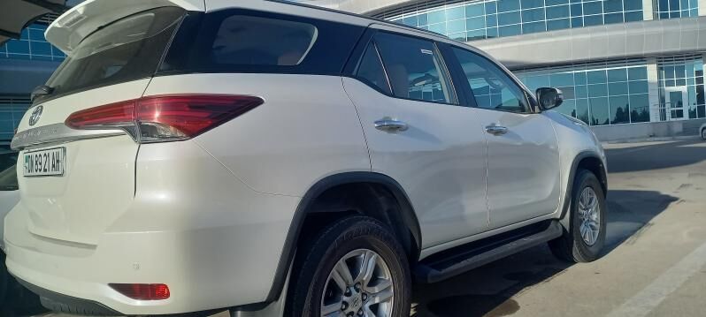 Toyota Fortuner 2021 - 565 000 TMT - "Алтын Асыр" Гундогар базары ( Толкучка) - img 1