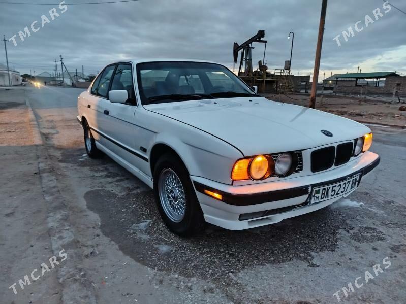 BMW 525 1989 - 67 000 TMT - Гумдаг - img 1