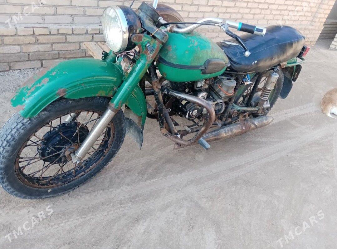 Ural 5557 2000 - 10 000 TMT - Halaç - img 1