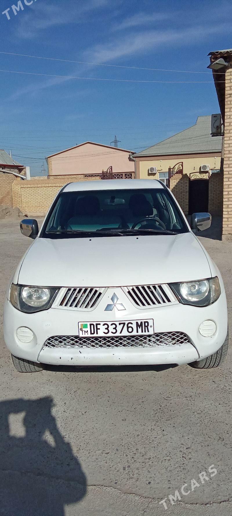 Mitsubishi L200 2008 - 140 000 TMT - Мары - img 1