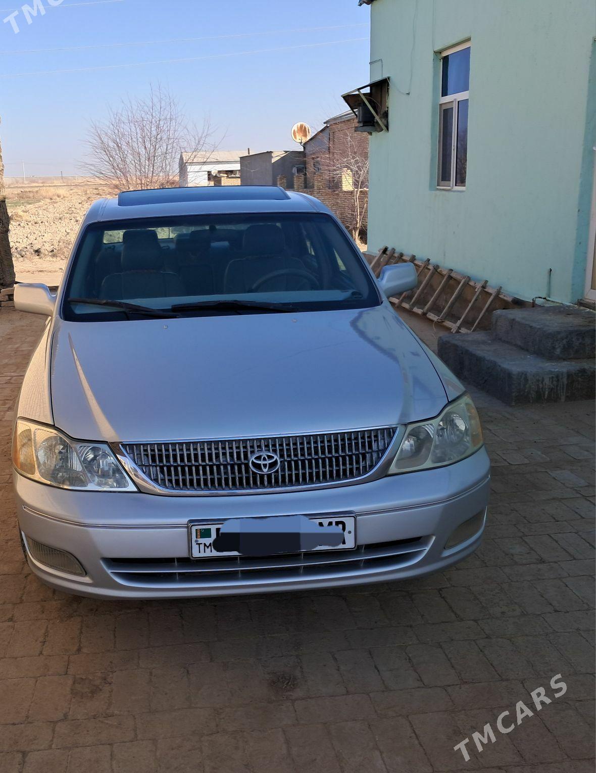 Toyota Avalon 2001 - 240 000 TMT - Ёлётен - img 1