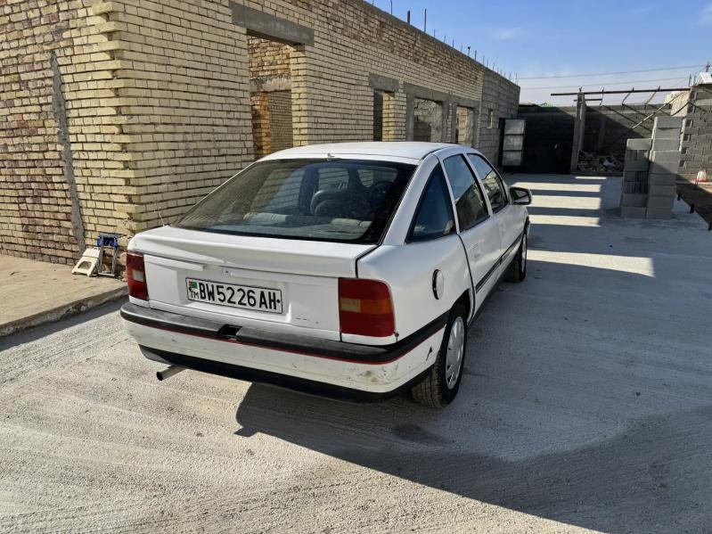 Opel Vectra 1994 - 20 000 TMT - Гёкдепе - img 1