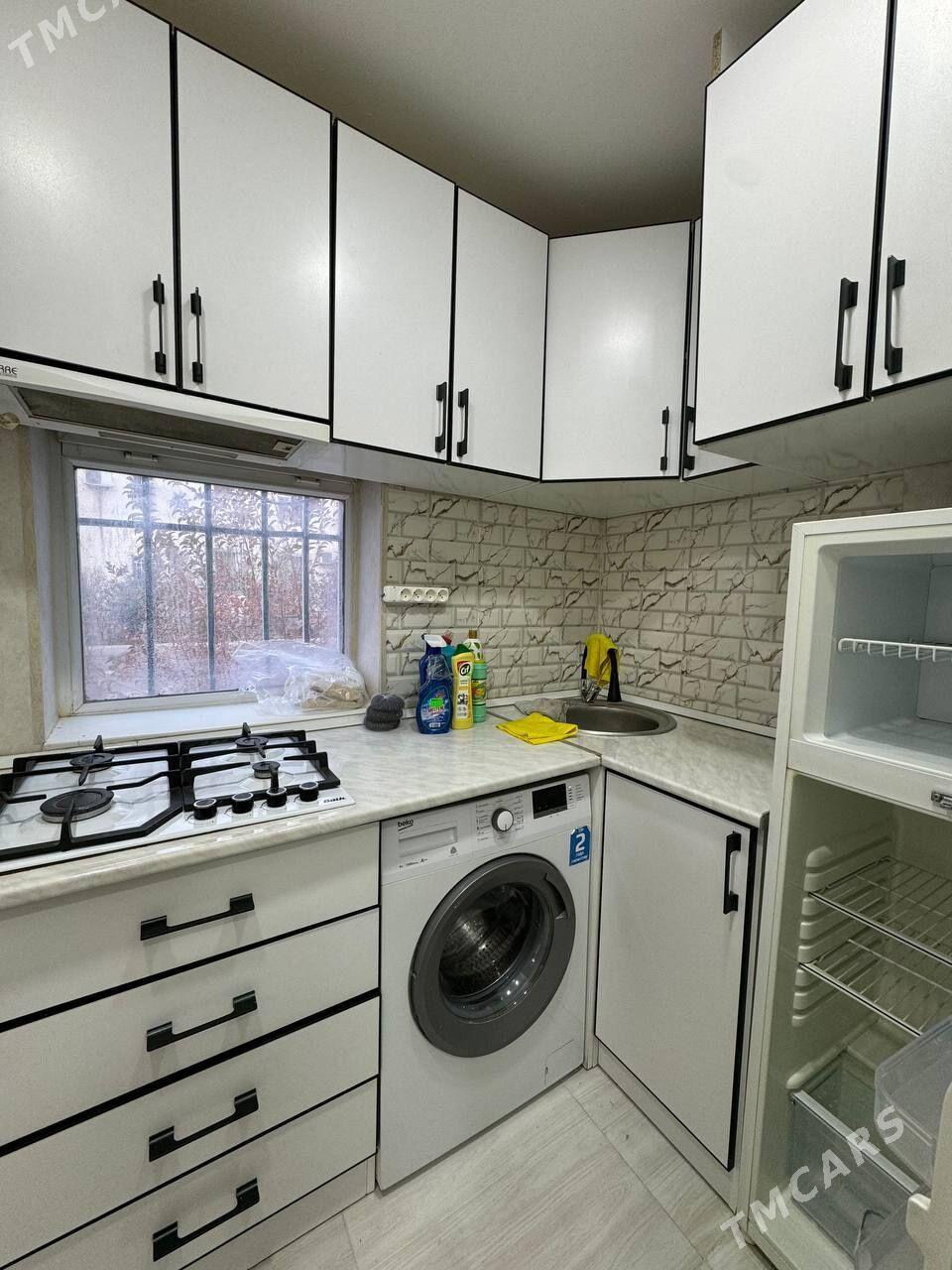 30 mkr - Aşgabat - img 1