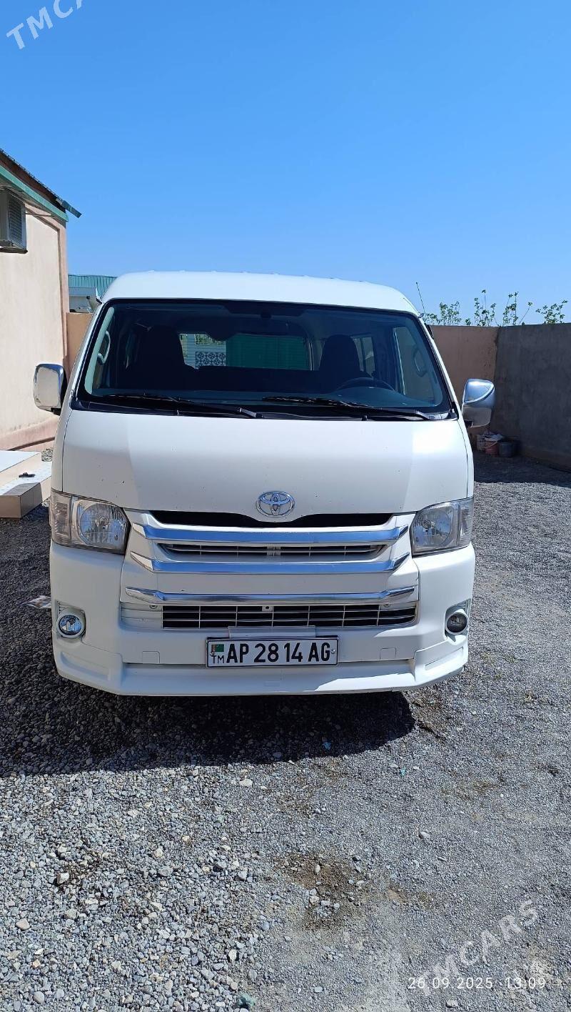 Toyota Hiace 2006 - 325 000 TMT - Бузмеин - img 1
