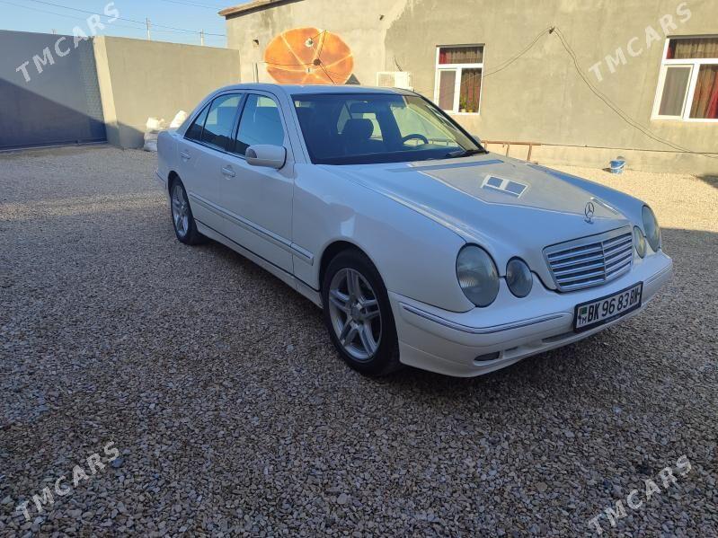 Mercedes-Benz E320 2000 - 92 000 TMT - Gumdag - img 1