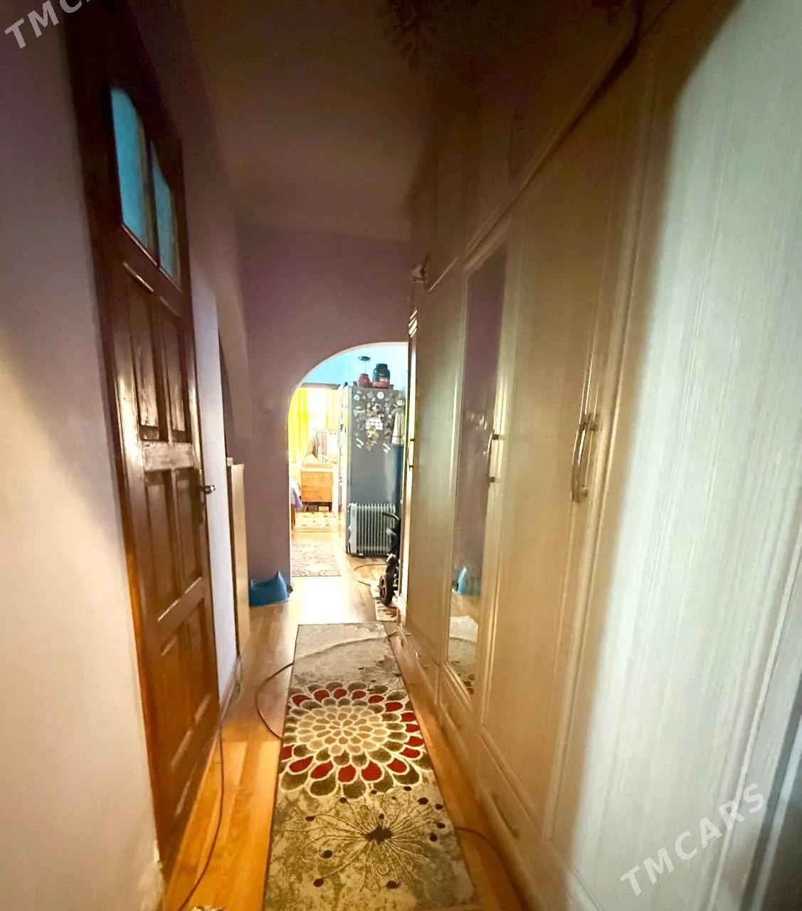 Мир 4/2 1 ком продажа - Aşgabat - img 1